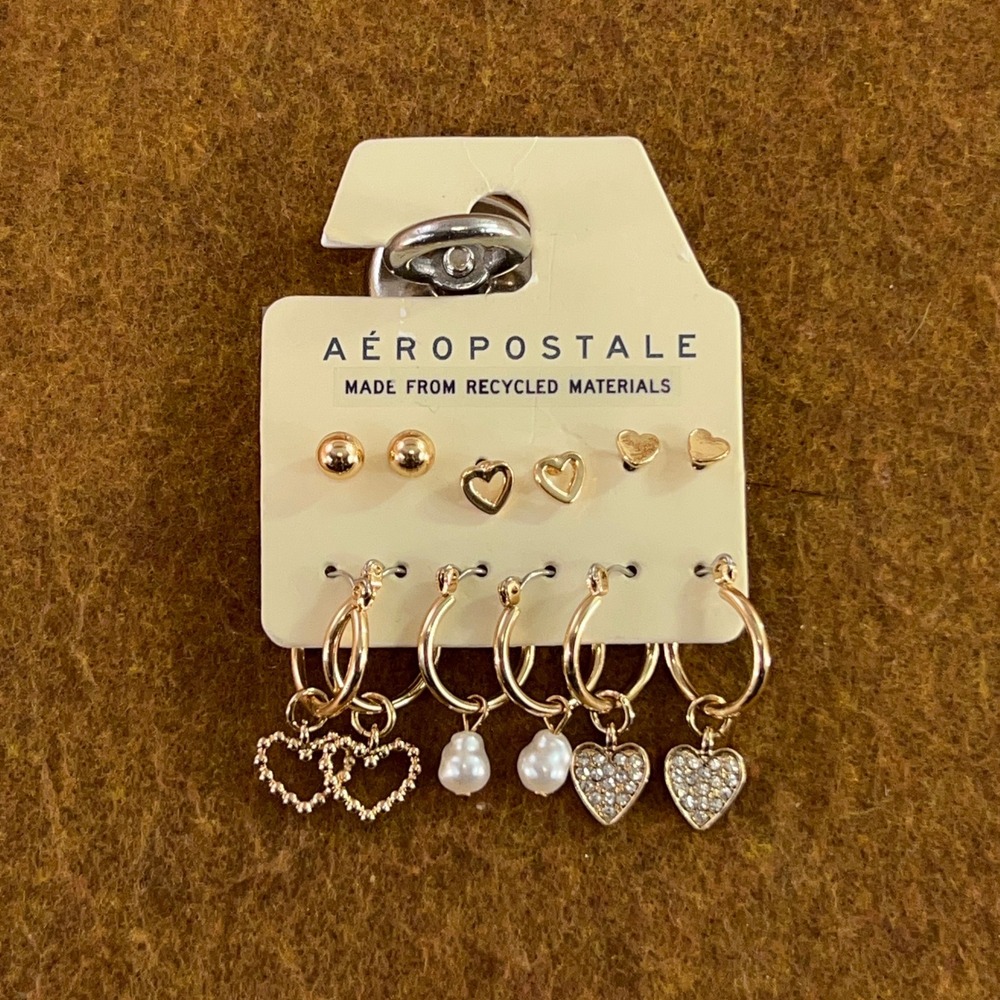 Aeropostale Womens OS Gold Heart Pearl Rhinestone Hoop Stud Earring Set NWT - Picture 1 of 3